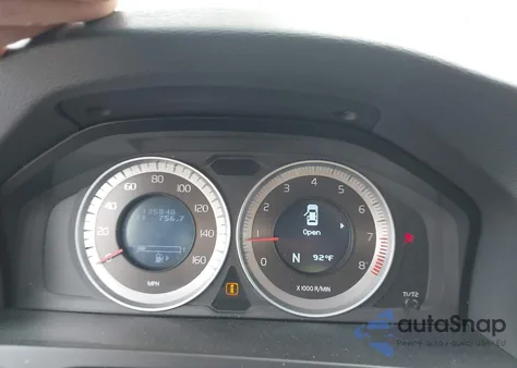 2013 Volvo S60 T5 z USA, uszkodzony, nr VIN YV1612FS4D2227482